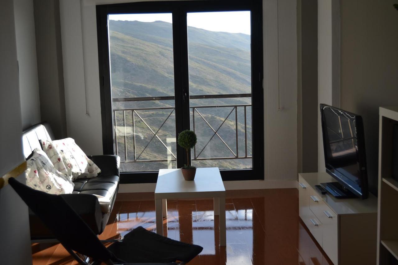 Apartamentos Zona Media Sierra Nevada Eksteriør billede